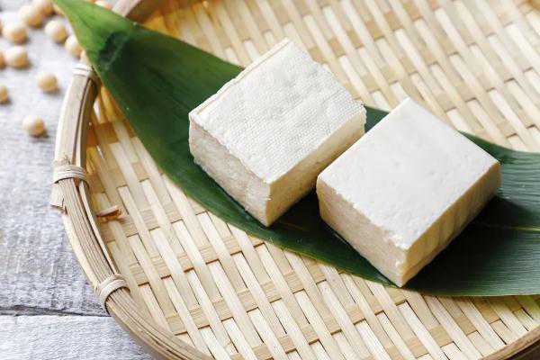 北豆腐、南豆腐、内酯豆腐各有“专长”，这样选才对……