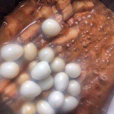 红烧肉炖鹌鹑蛋