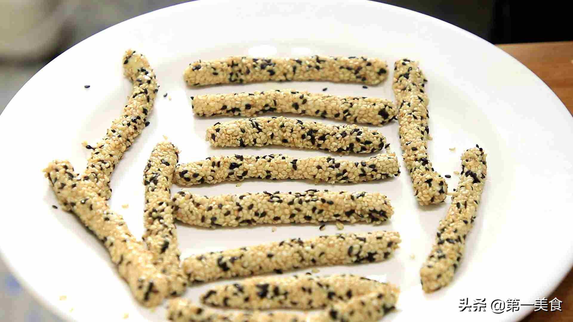 厨师长教你在家做零食，不用烤箱不用发面，简单一搓一炸焦香酥脆