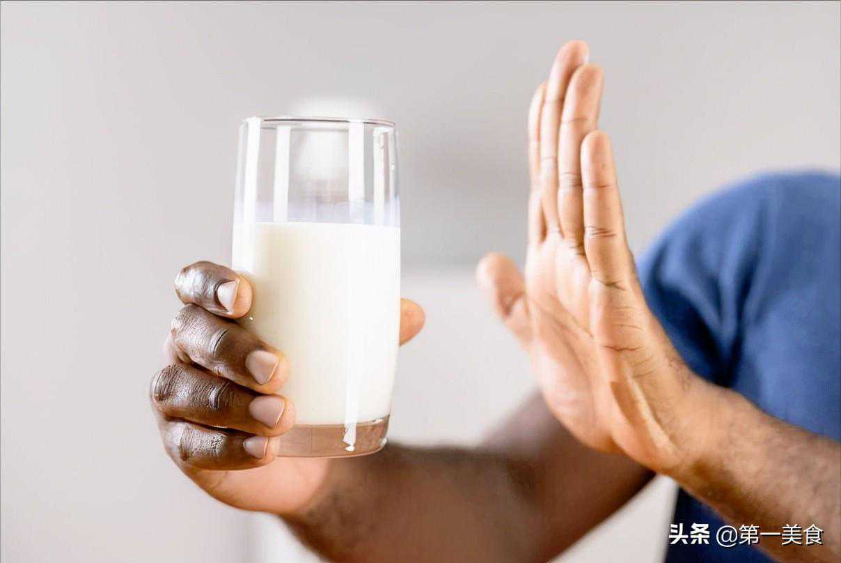 这5种食物钙含量比牛奶高！5种“黄金搭配”，把钙“锁”进骨骼